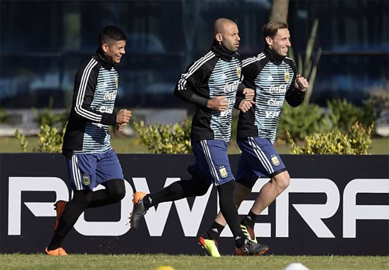 Messi lên tuyển Argentina, tập luyện cho mục tiêu dang dở 4 năm trước